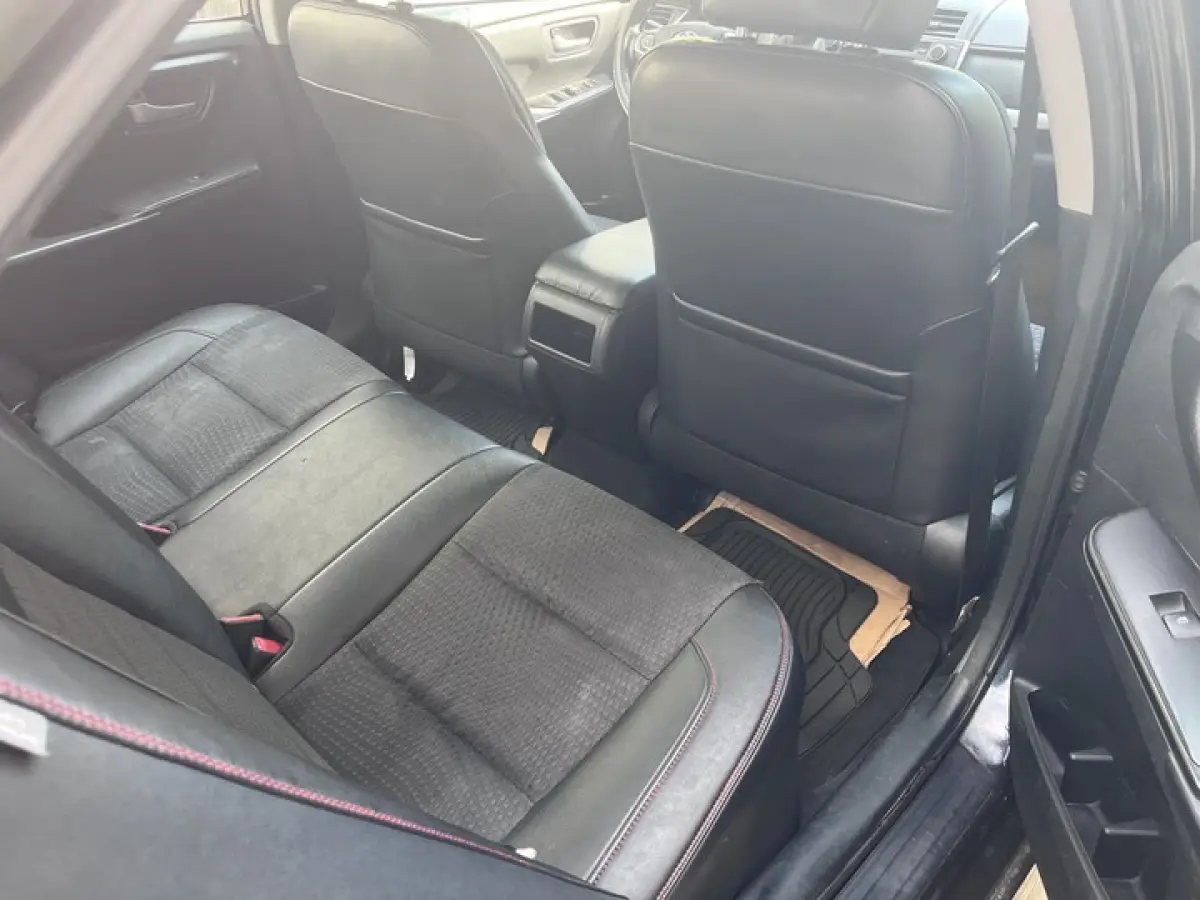 2015 Toyota Camry Sport Edition - Image 3