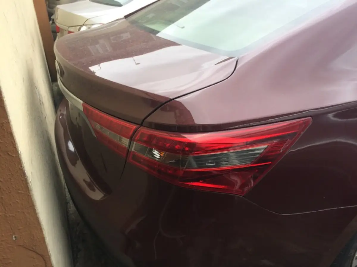 Toyota Avalon 2016 - Image 2
