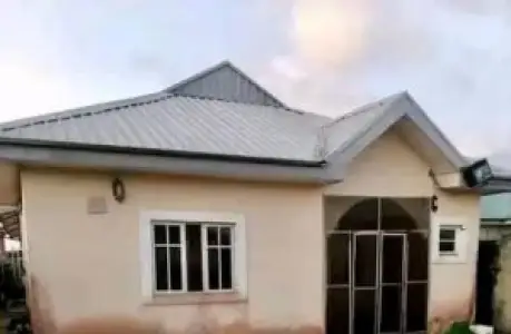 3Bedroom Bungalow with Room and parlor bq