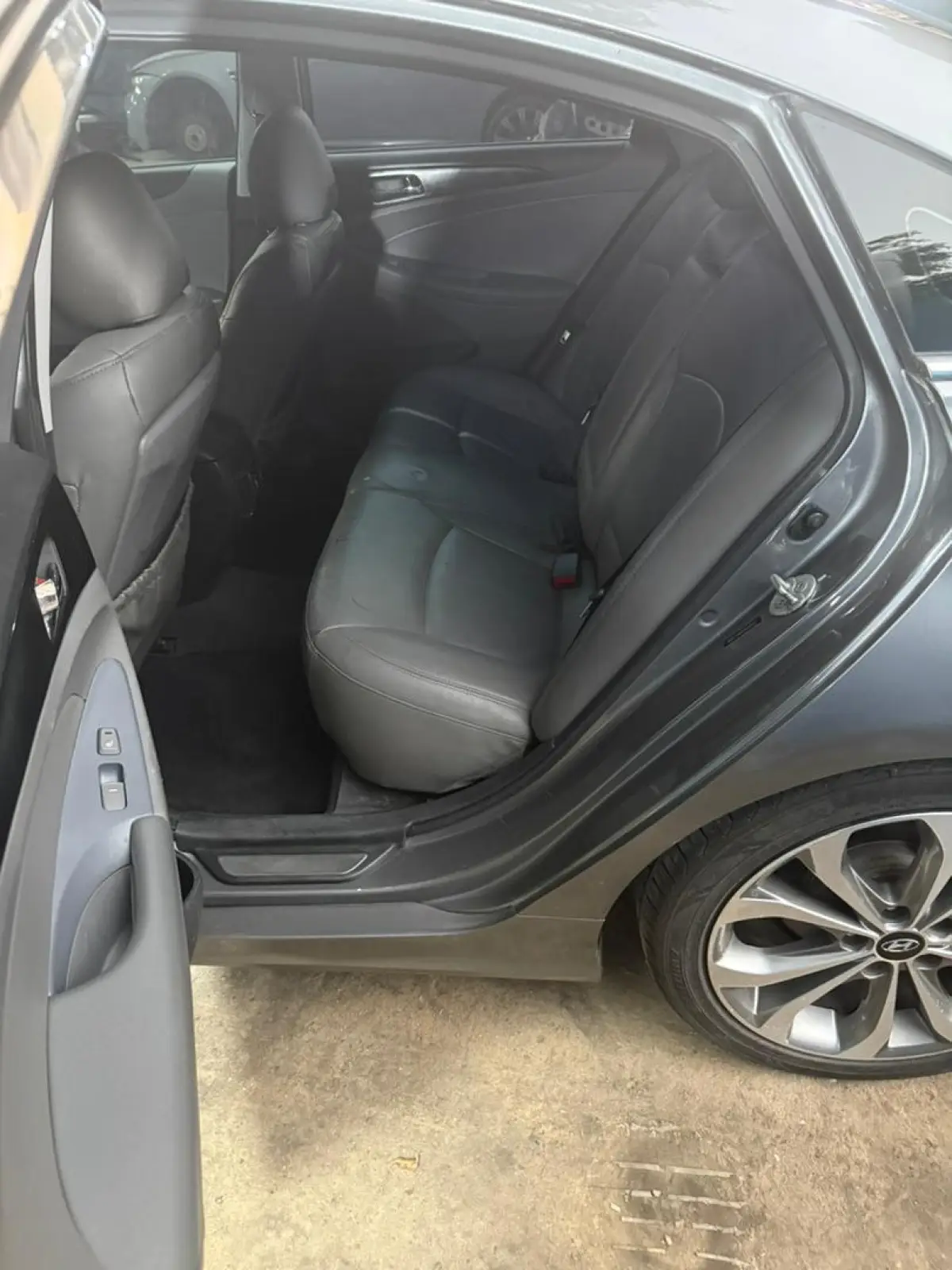 2012 Hyundai Sonata limited - Image 8