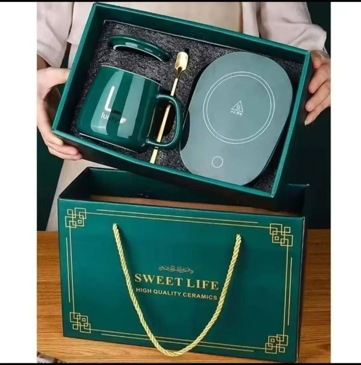 Coffee mug with heating pad - Image 1