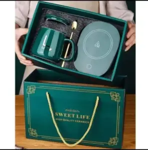 Coffee mug with heating pad