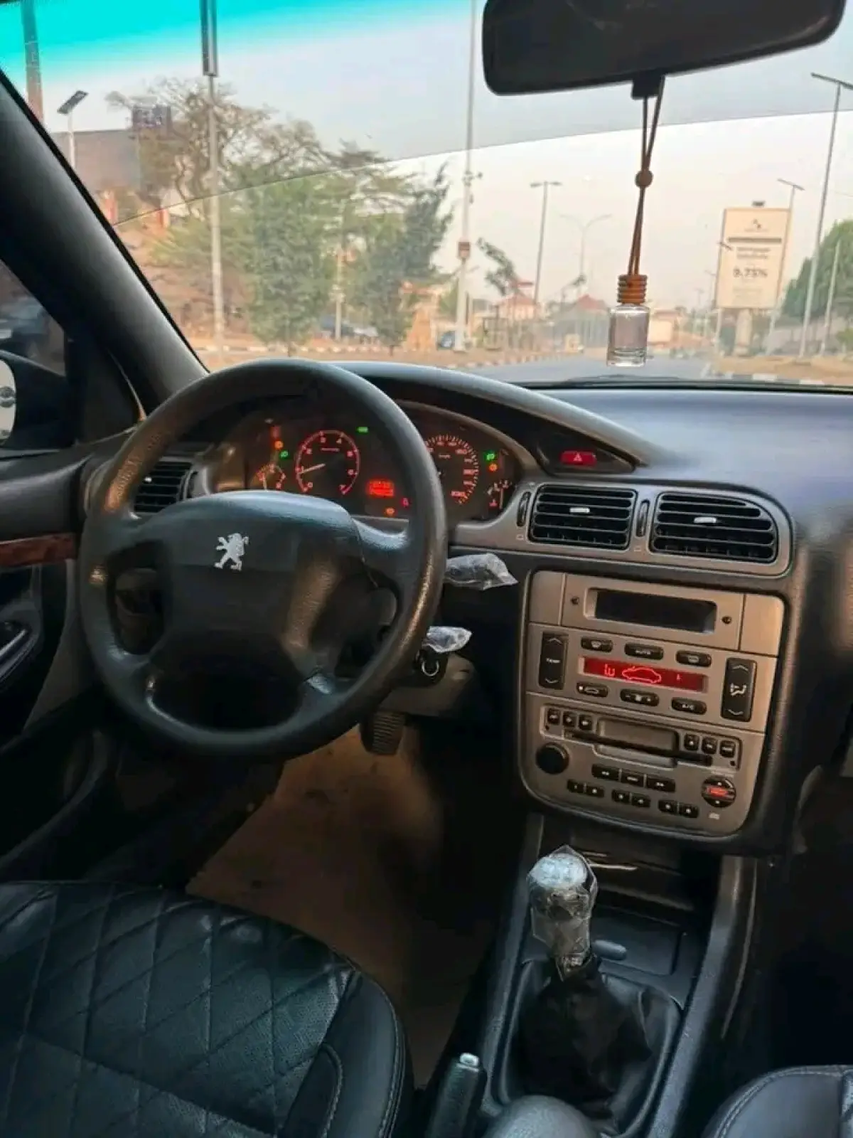 Peugeot 406 2005 with original duty - Image 2