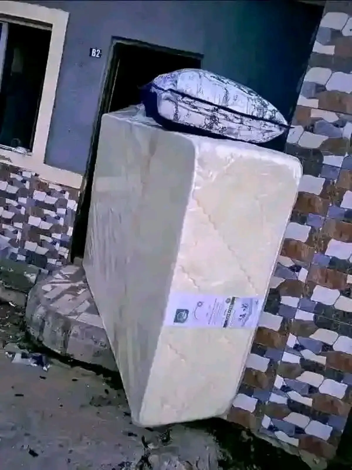 Mattress for sale - Image 2