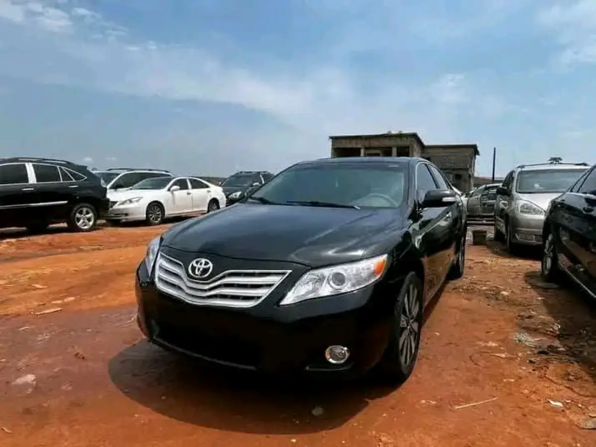 Tokunbo Toyota Camry - Image 1