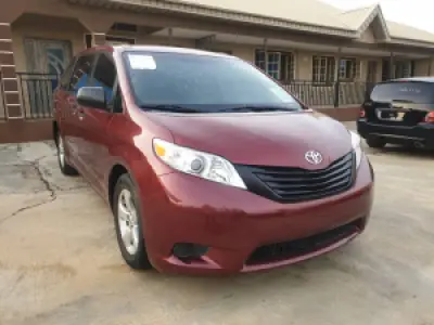 Toyota sienna