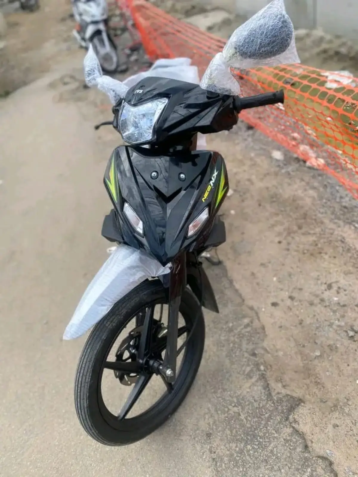 New Tvs Neo Lady Bike - Image 1