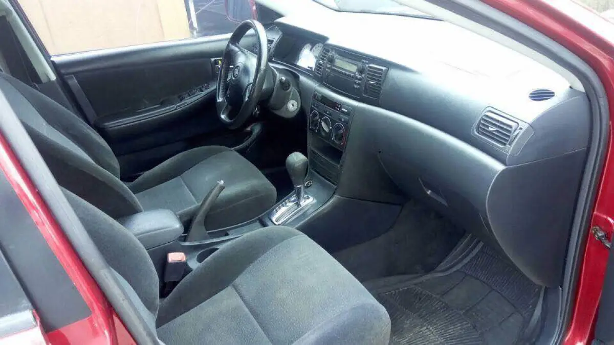 Toyota Corolla Sport 2005 - Image 5