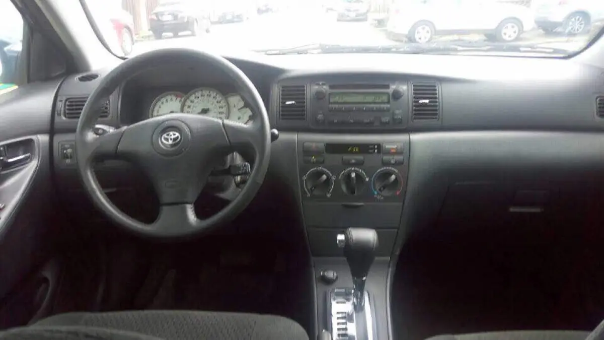 Toyota Corolla Sport 2005 blue - Image 3