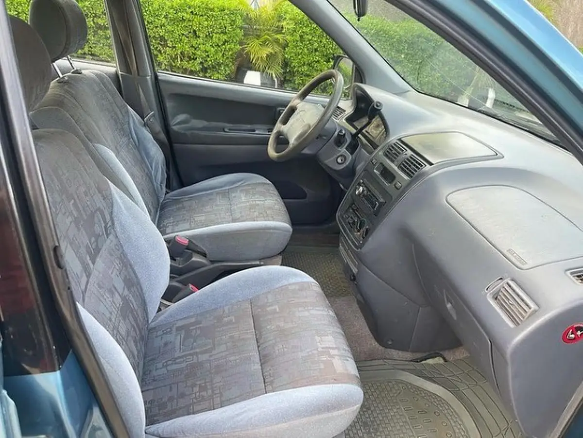 Super Clean Toyota Picnic With Original Custom Duty - Image 6