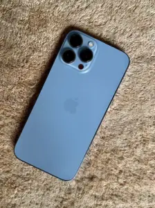 Mint Condition Like New Iphone 13