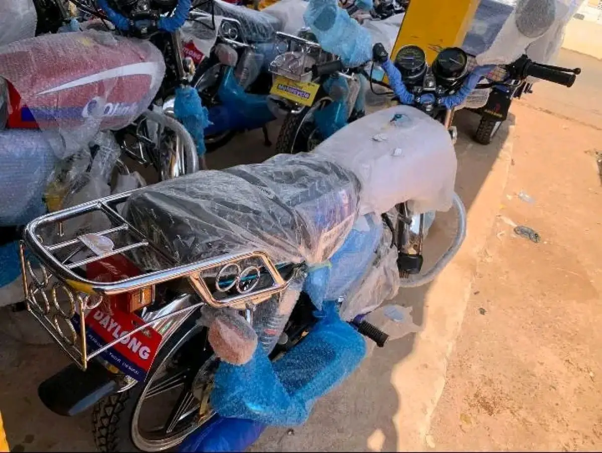 Daylong fire 125 - Image 1