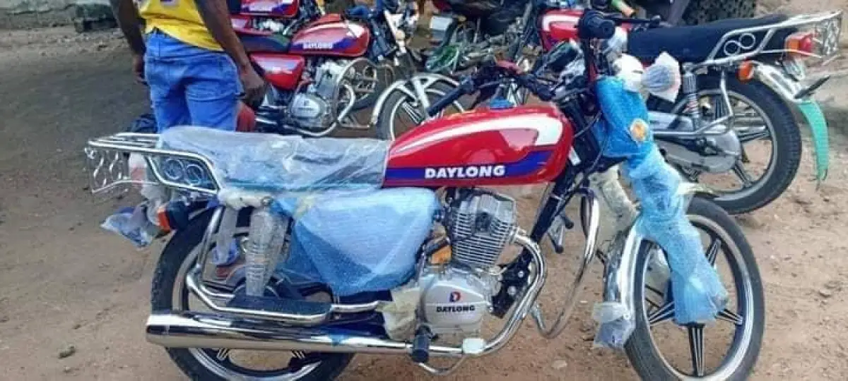 Daylong fire 125 - Image 2