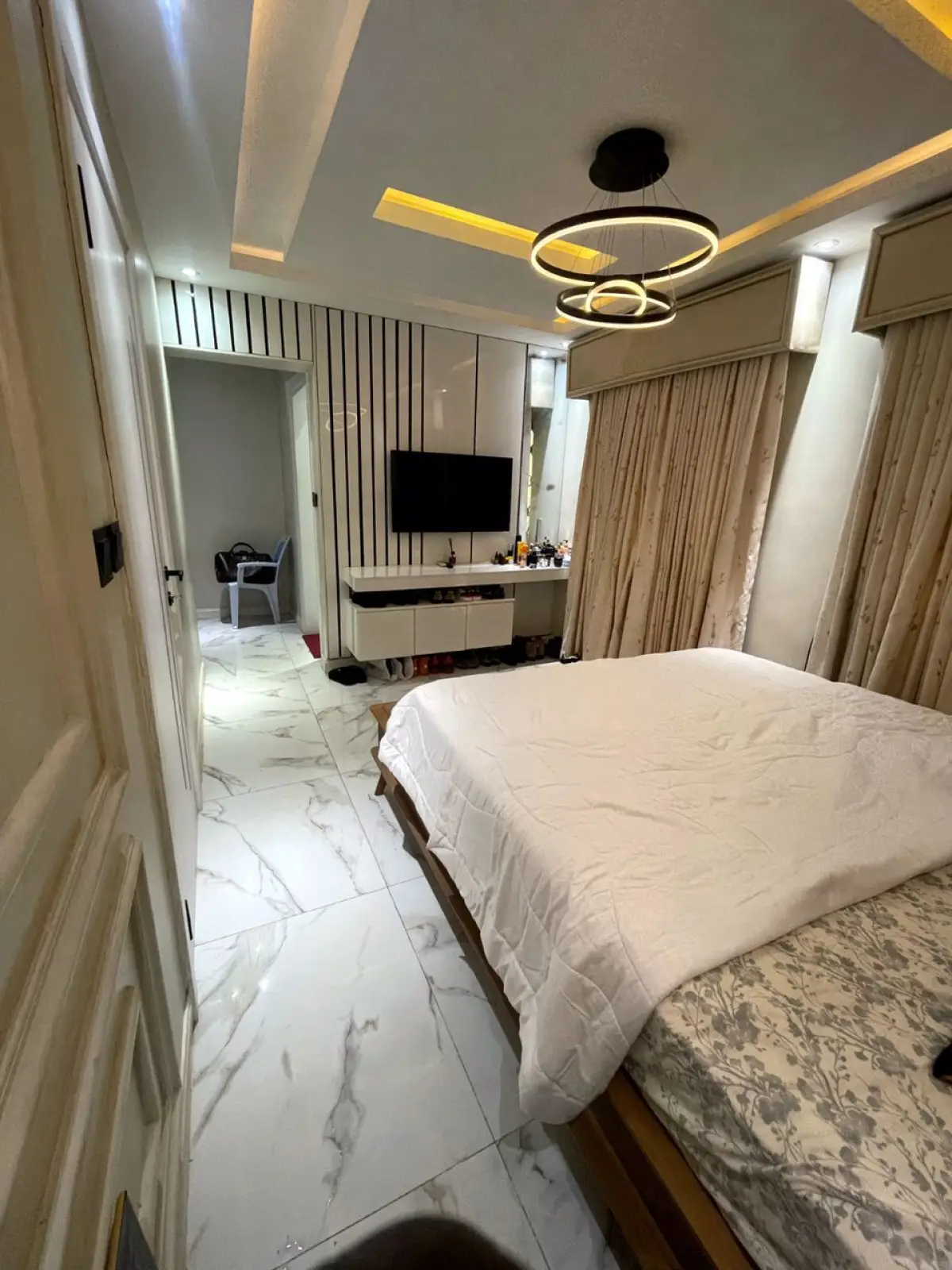 4 BEDROOM DUPLEX - Image 8