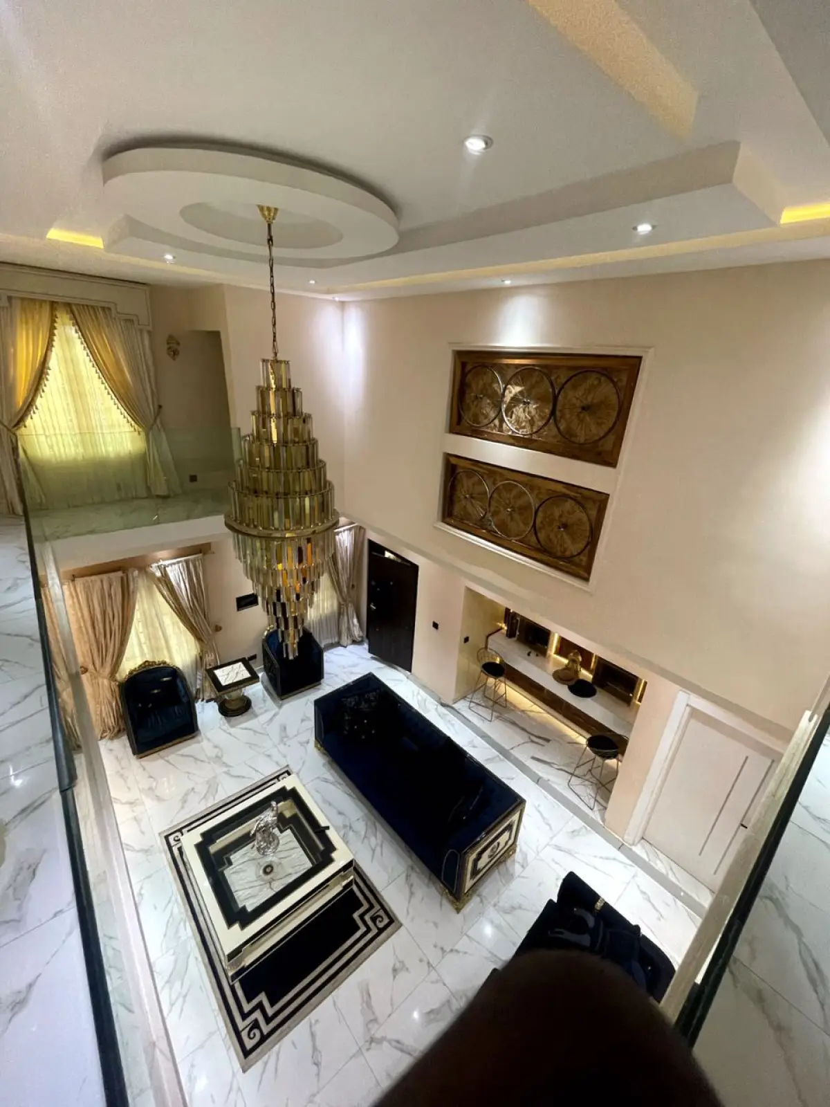 4 BEDROOM DUPLEX - Image 10