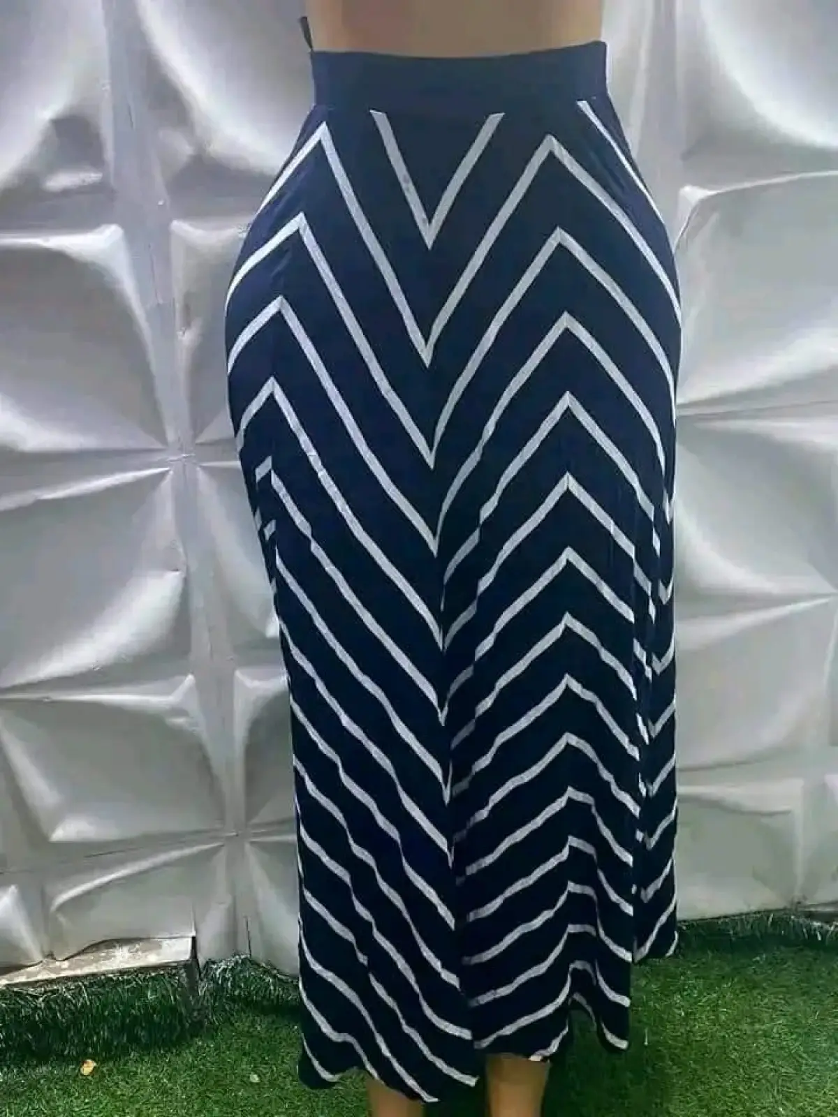 Bale of Ladies Mixed Gowns - Image 6