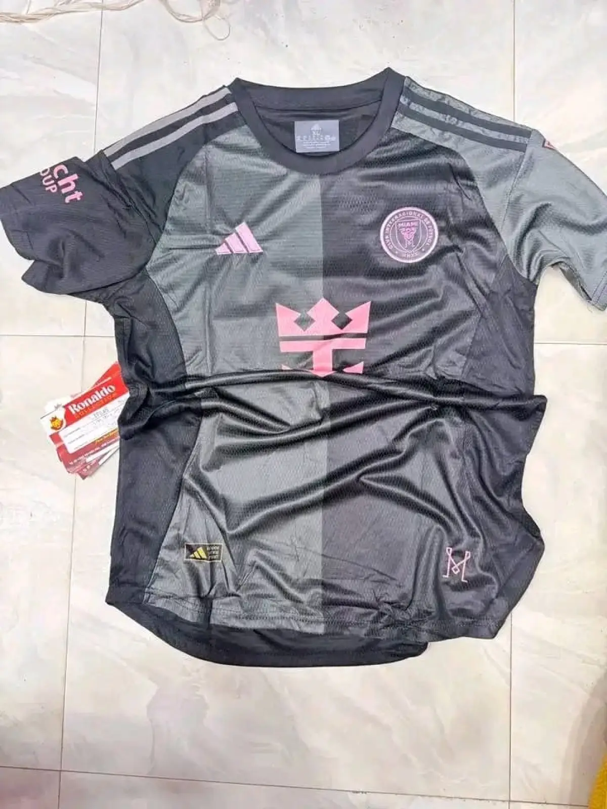 Bale of Original Cheases - Image 2