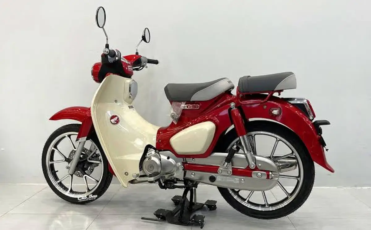 Honda cub - Image 2
