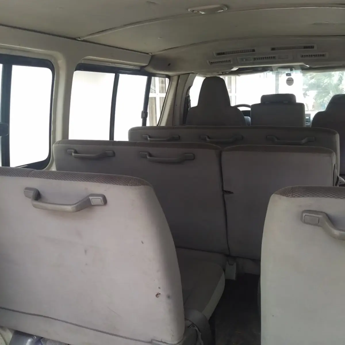 Toyota hiace - Image 3