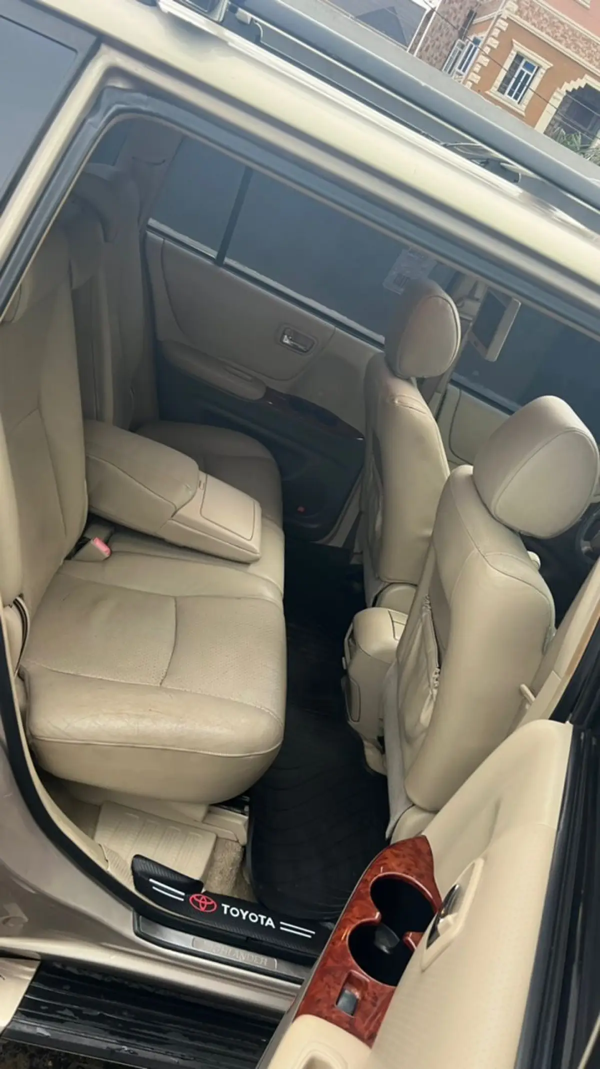 Nice 2006 Toyta Highlander LIMITED - Image 4