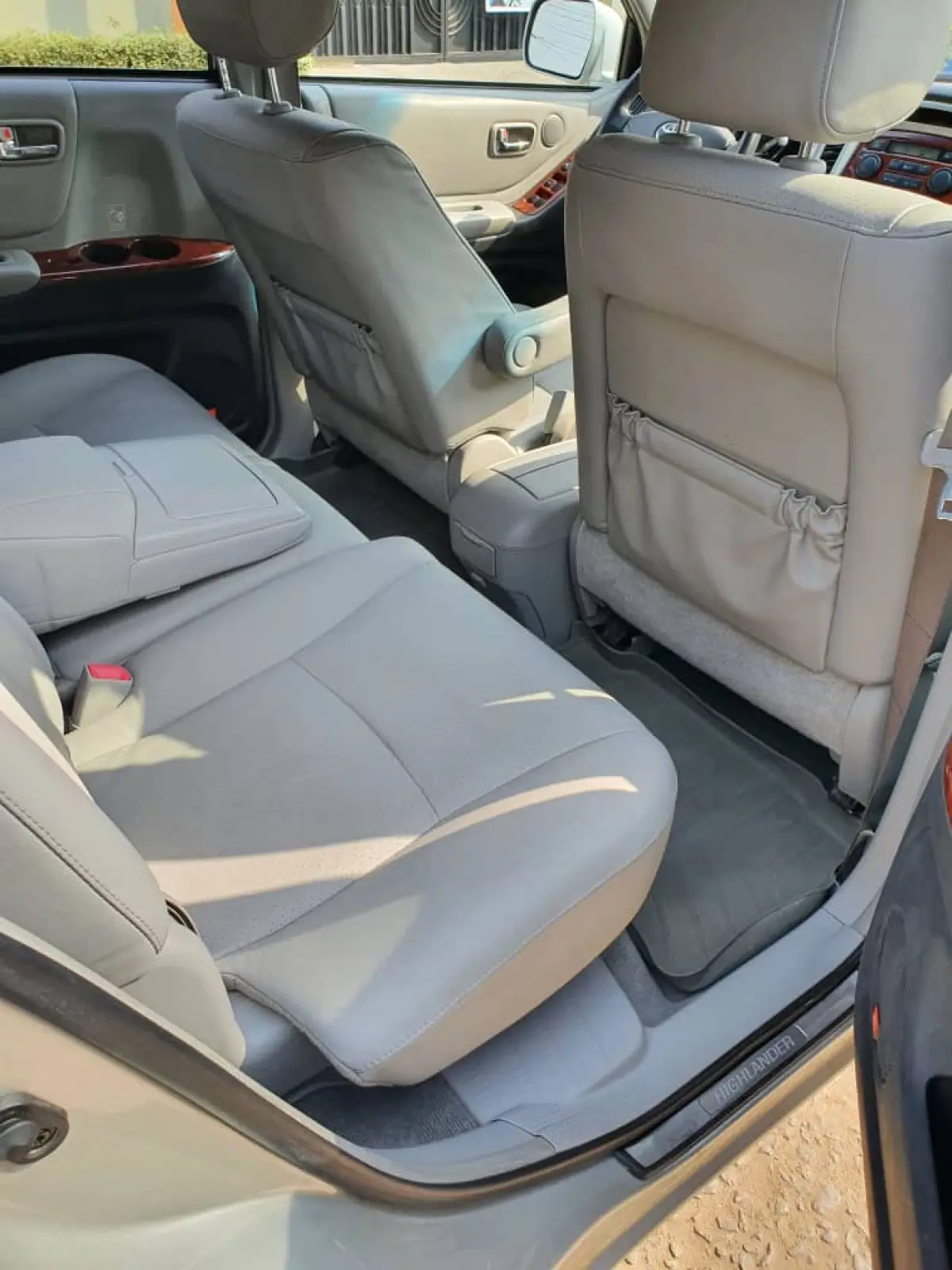 Toyota Highlander 4x4 Limited - Image 6