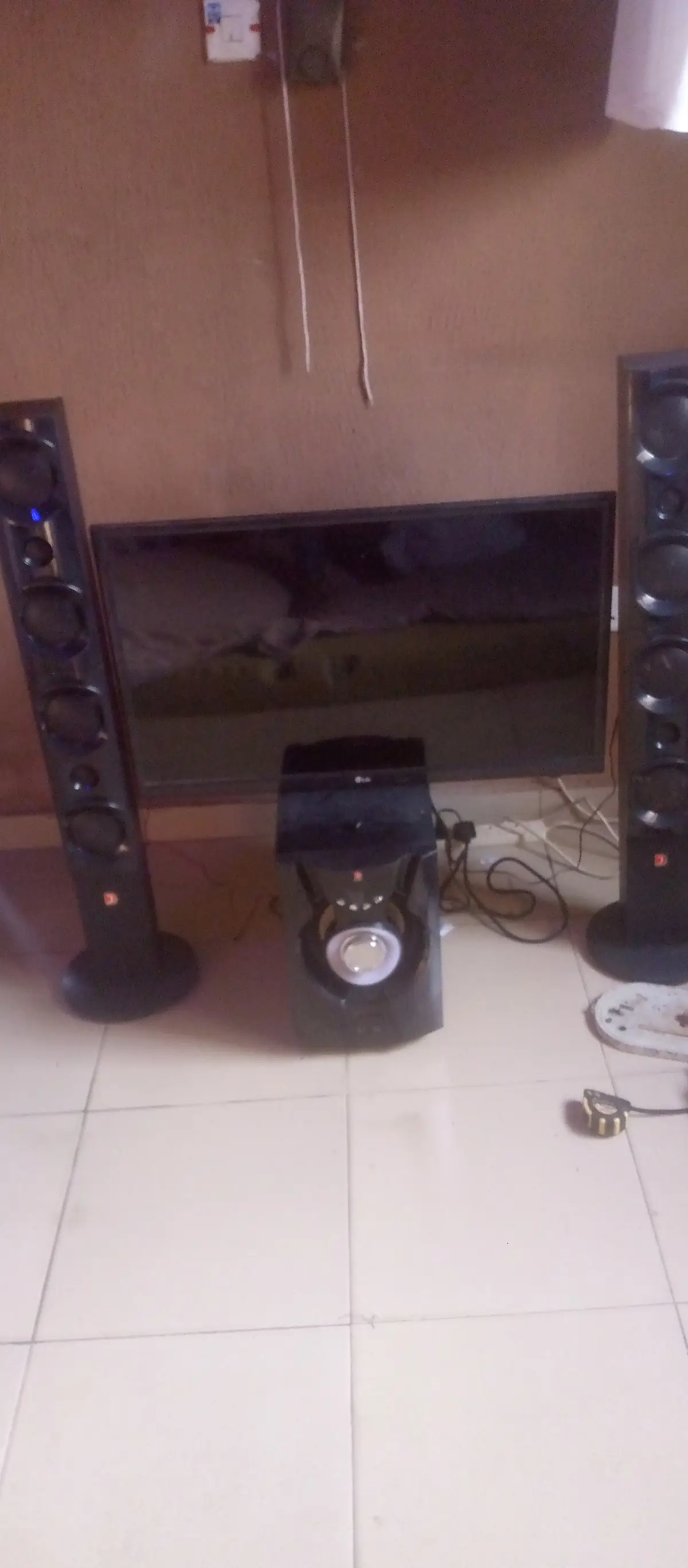 LG non-smart LED TV - Image 1