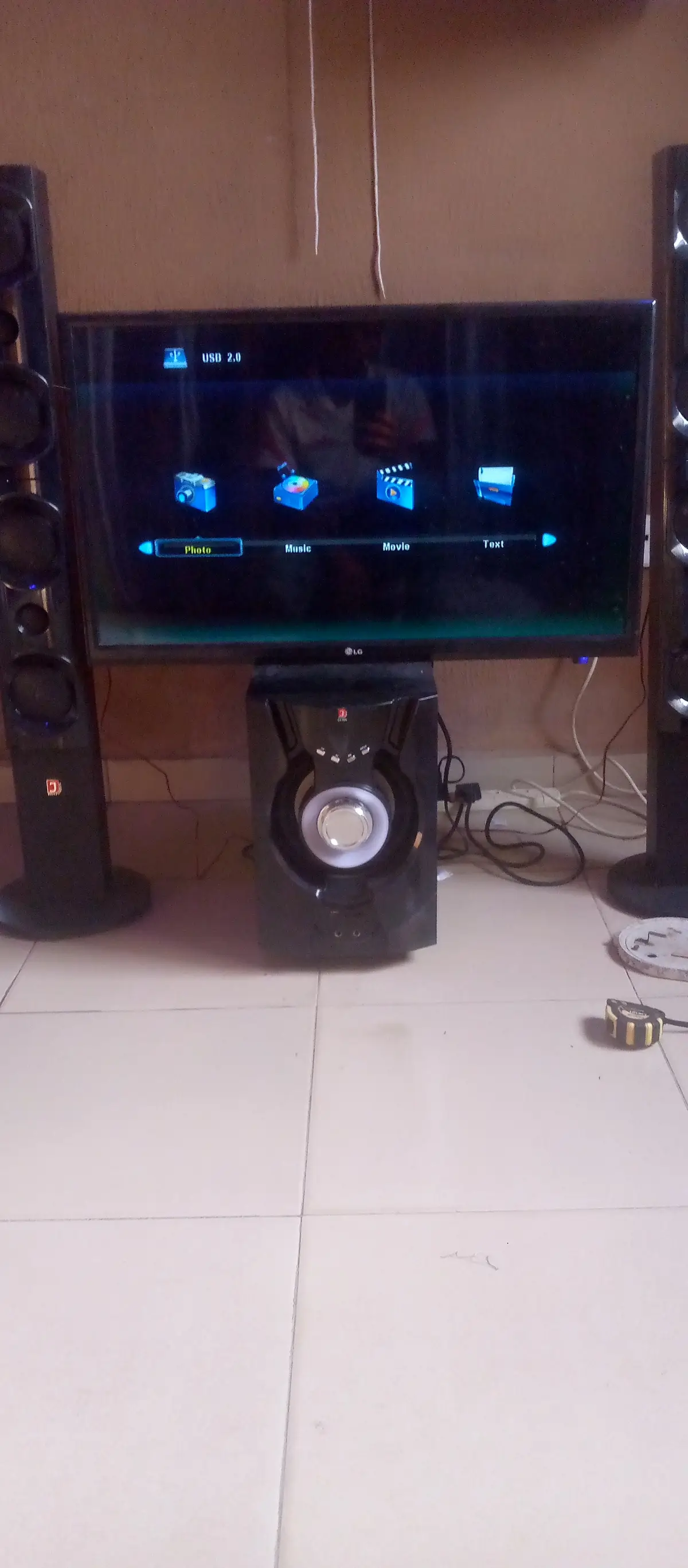 LG non-smart LED TV - Image 4