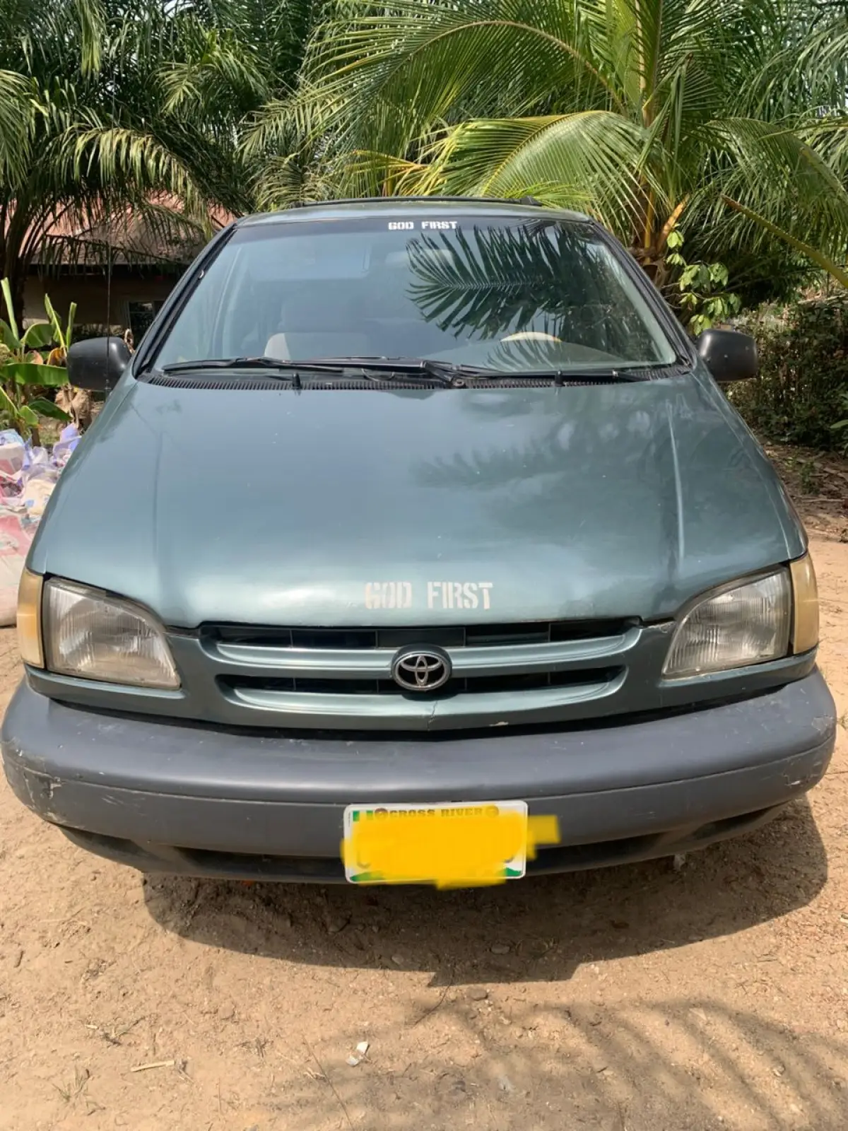 Toyota Sienna 2000Model - Image 1