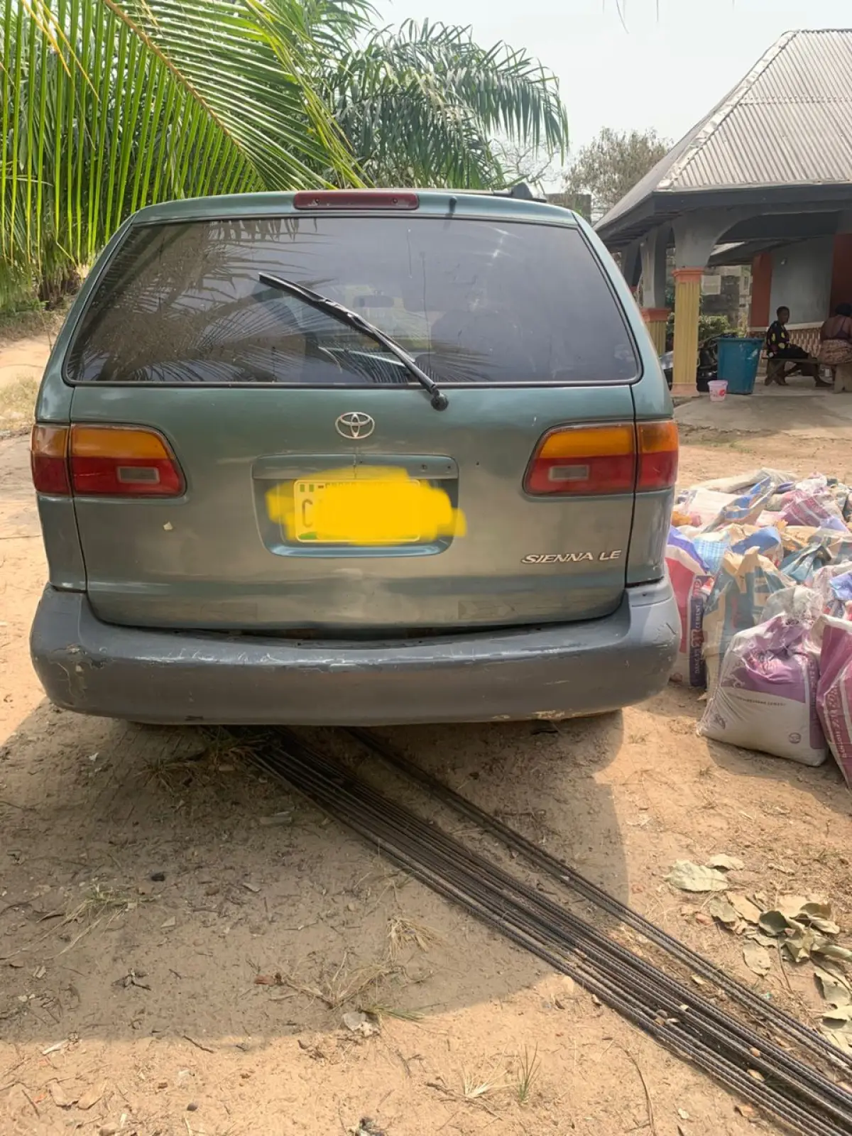 Toyota Sienna 2000Model - Image 2