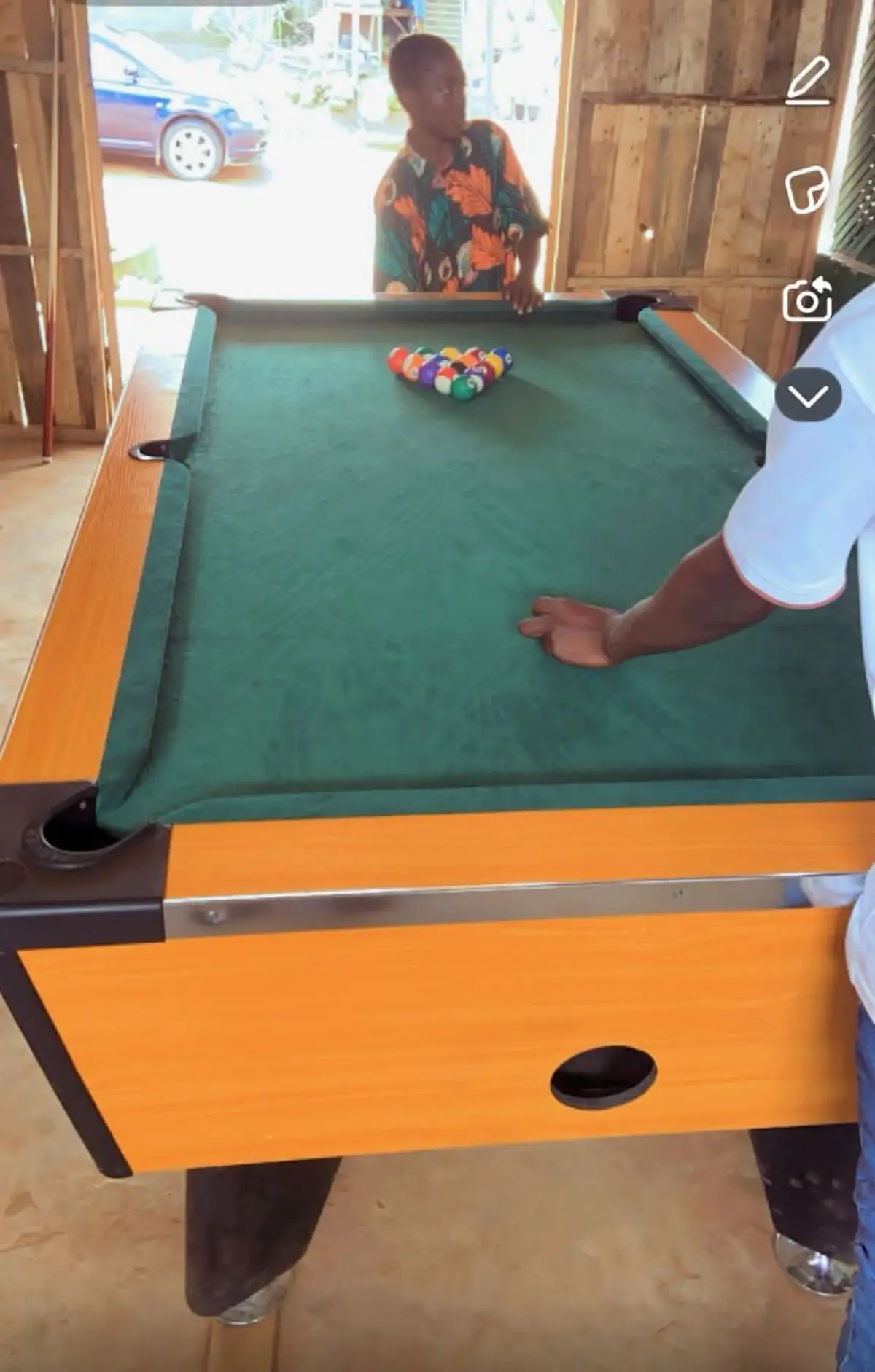Coin snooker board for sell - Image 1