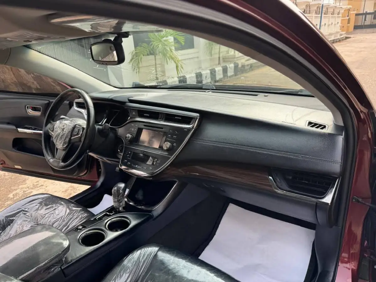 Toyota Avalon XLE 2013 - Image 7