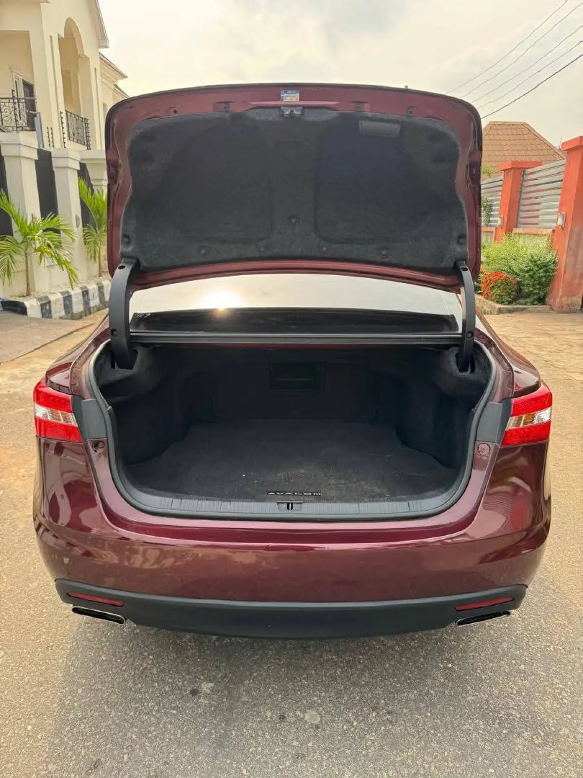 Toyota Avalon XLE 2013 - Image 15