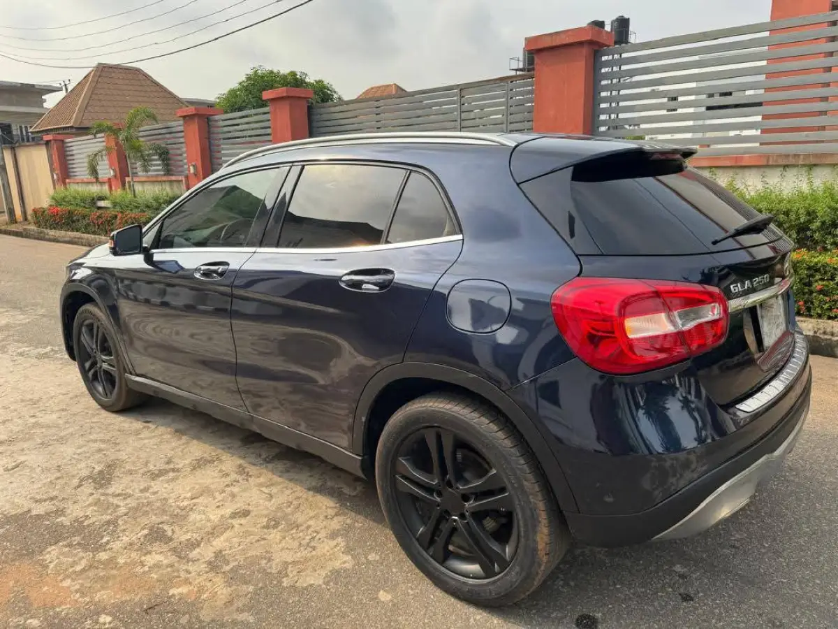 2017 MERCEDES BENZ GLA 250 FOREIGN USED - Image 8