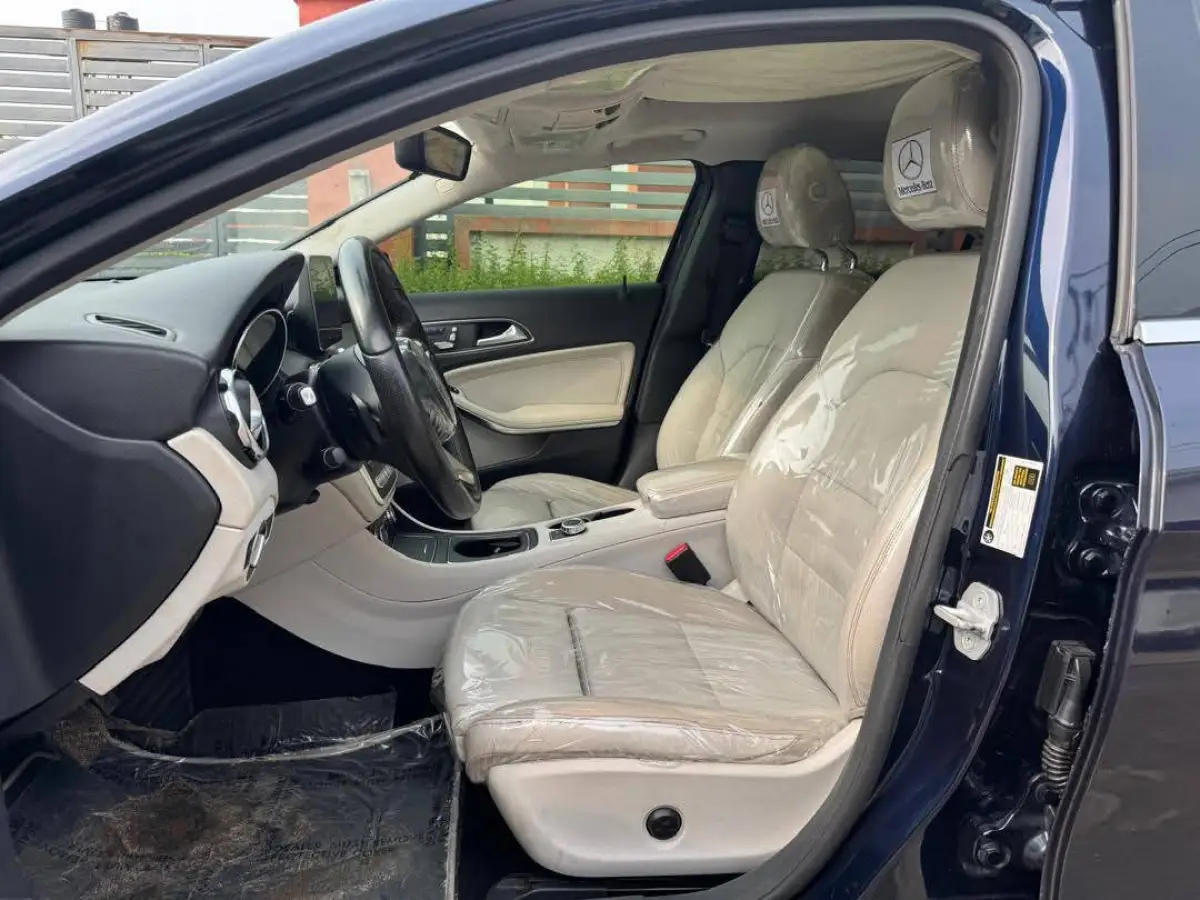 2017 MERCEDES BENZ GLA 250 FOREIGN USED - Image 11