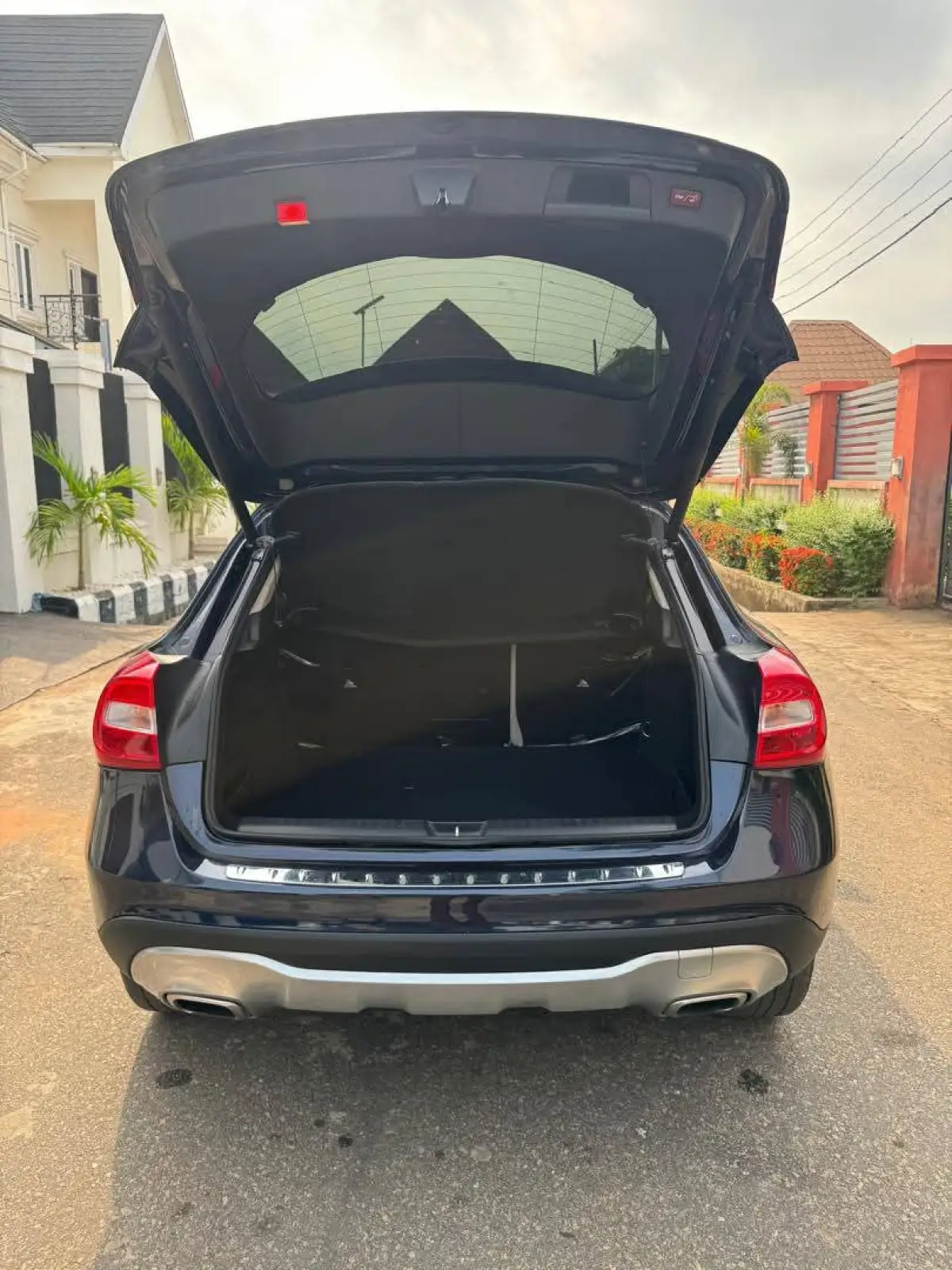 2017 MERCEDES BENZ GLA 250 FOREIGN USED - Image 16