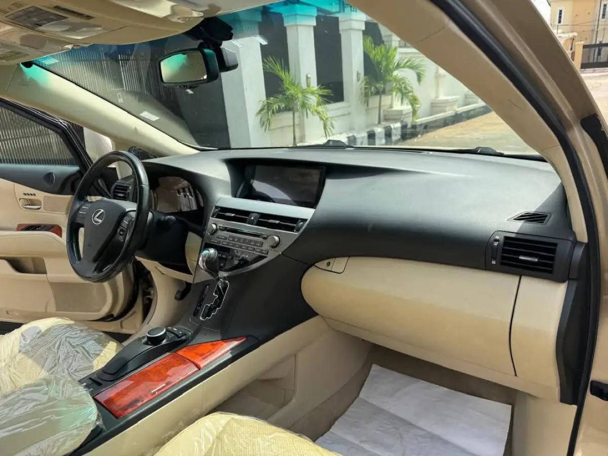 2010 Foreign Used Lexus RX 350 - Image 12