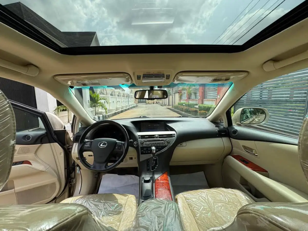 2010 Foreign Used Lexus RX 350 - Image 14
