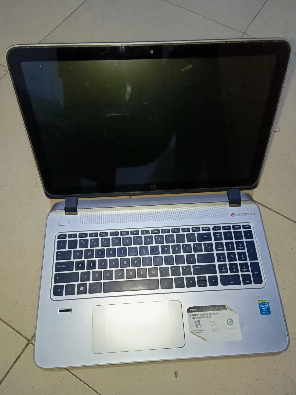 HP Envy 15 16GB RAM Intel Core i7 HDD 699GB - Image 3