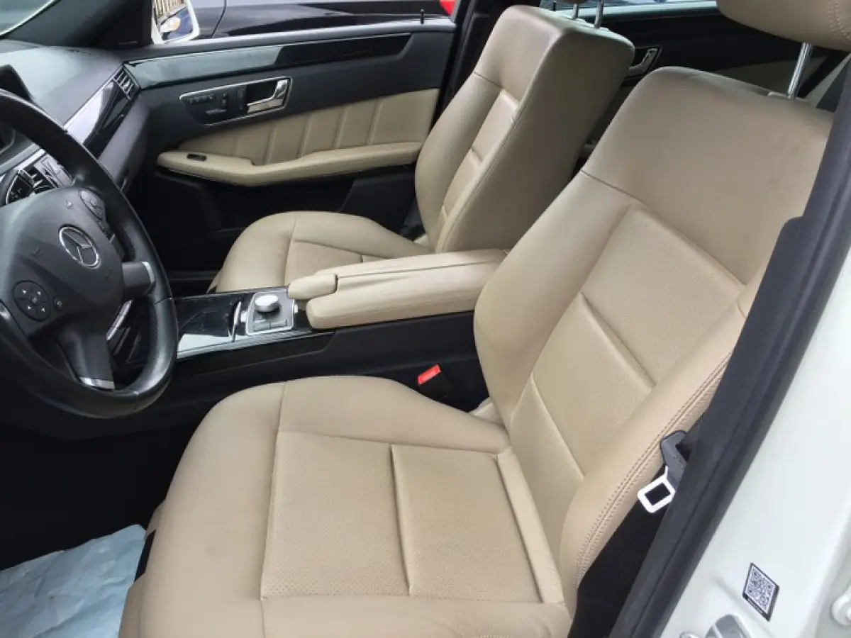 Mercedes Benz E350 4Matic 2011 - Image 4