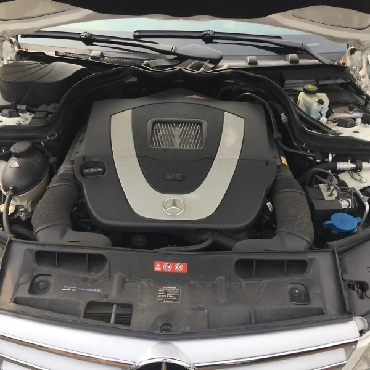 Sharp Mercedes Benz C300 2009 - Image 8