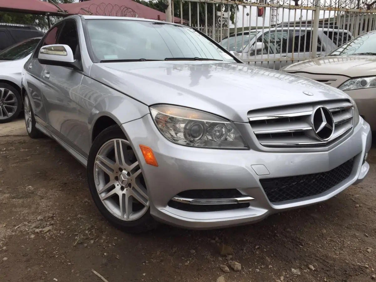 Mercedes Benz C350 2008 Super Clean - Image 1