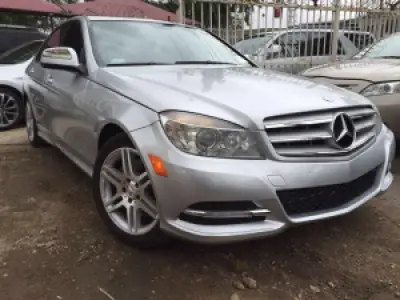 Mercedes Benz C350 2008 Super Clean