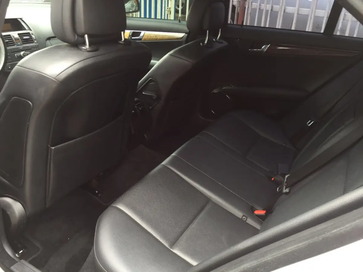 Mercedes Benz C350 2008 Super Clean - Image 3