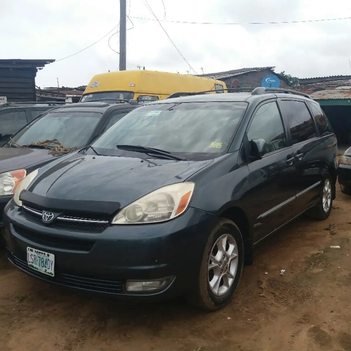 Registered Toyota Sienna (first Body) - 2006 - Image 3