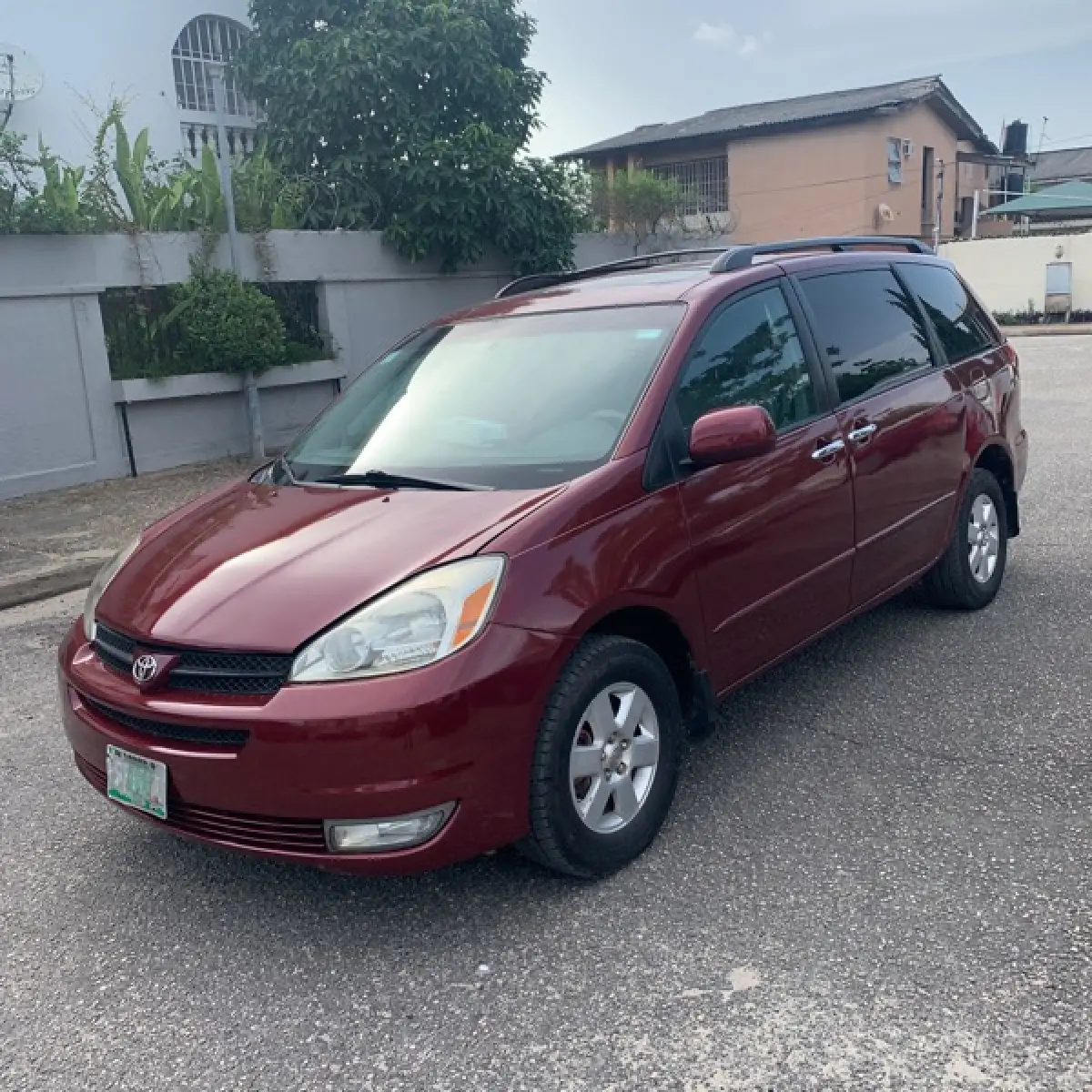 Clean Toyota Sienna 2006 Model For Grabs - Image 2