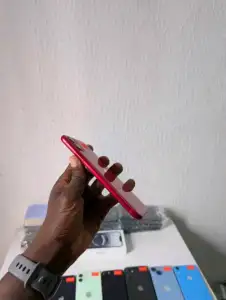 Apple IPhone XR 128gb Red colour