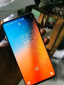 Clean Galaxy s10 plus for sale