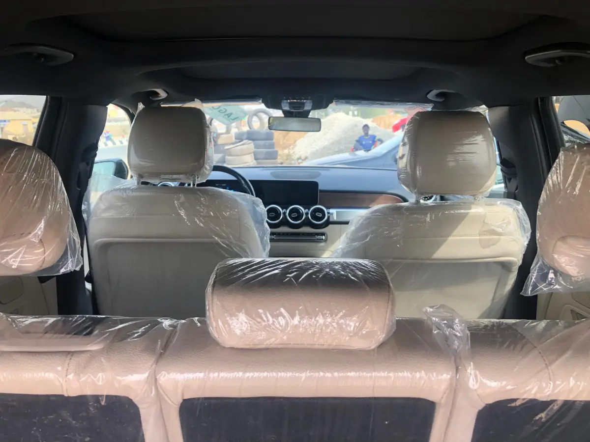 Mercedes Benz GLB250 2020 - Image 2