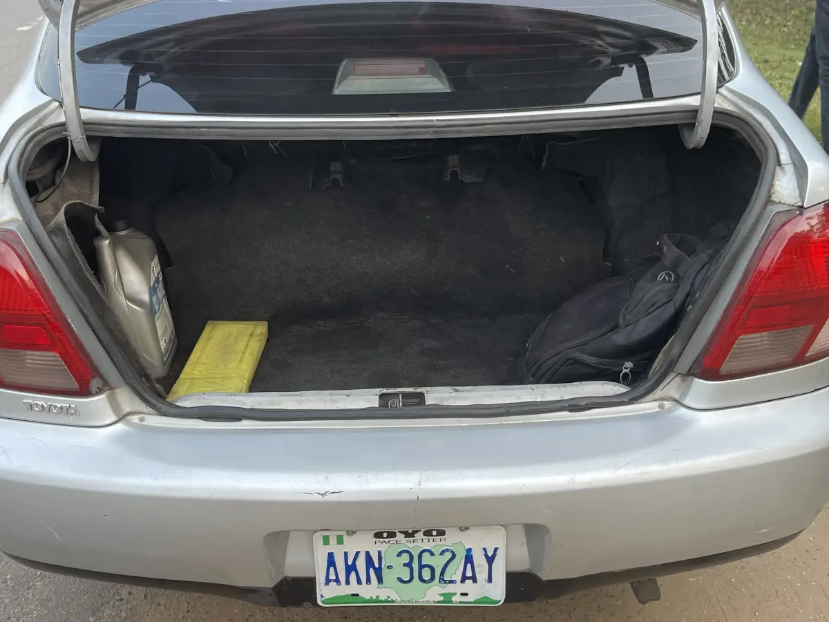 Direct Hand Auto with CNG Yaris Echo 2001 - Image 8