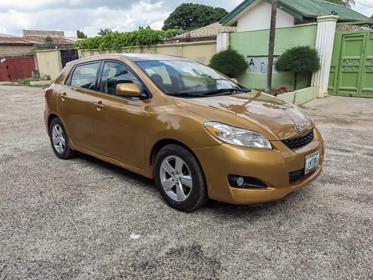 Extremely Clean 2011 Toyota Matrix With Original Custom Duty - Autos - - Image 3